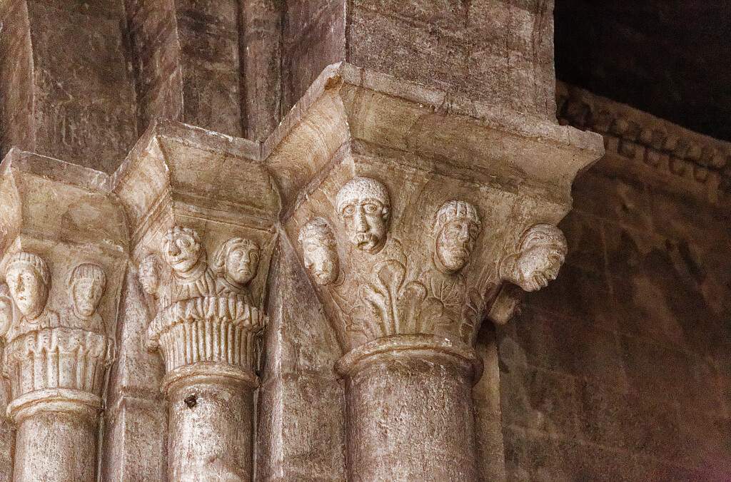 FR-Oloron_Sainte_Marie-Sainte_Marie_d_Oloron-E6D_2021-07-31_4690.jpg