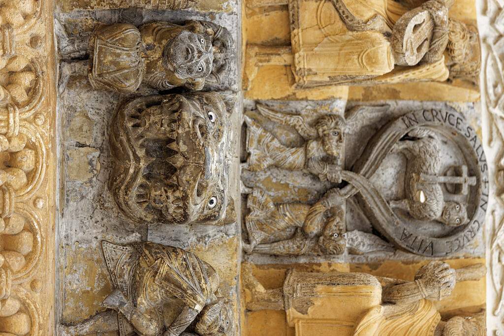 FR-Oloron_Sainte_Marie-Sainte_Marie_d_Oloron-E6D_2021-07-31_4699.jpg