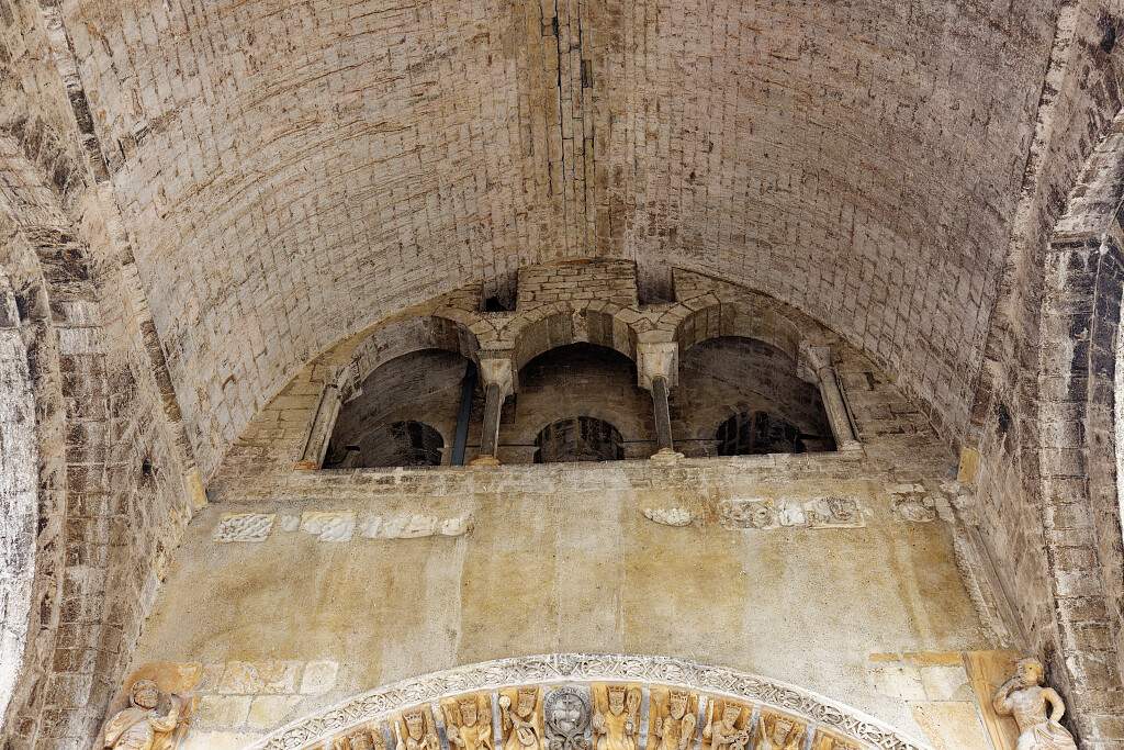 FR-Oloron_Sainte_Marie-Sainte_Marie_d_Oloron-E6D_2021-07-31_4712.jpg