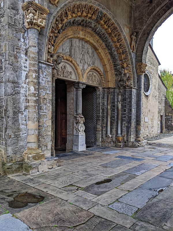 FR-Oloron_Sainte_Marie-Sainte_Marie_d_Oloron-P3XL_2021-07-31_2021_0002.jpg