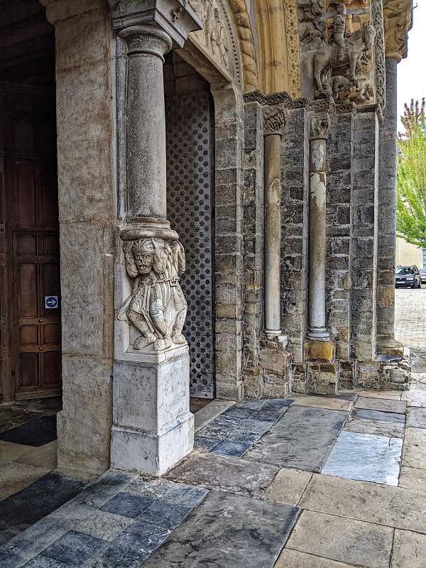 FR-Oloron_Sainte_Marie-Sainte_Marie_d_Oloron-P3XL_2021-07-31_2021_0003.jpg