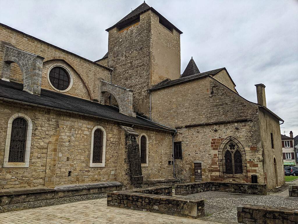 FR-Oloron_Sainte_Marie-Sainte_Marie_d_Oloron-P3XL_2021-07-31_2021_0004.jpg