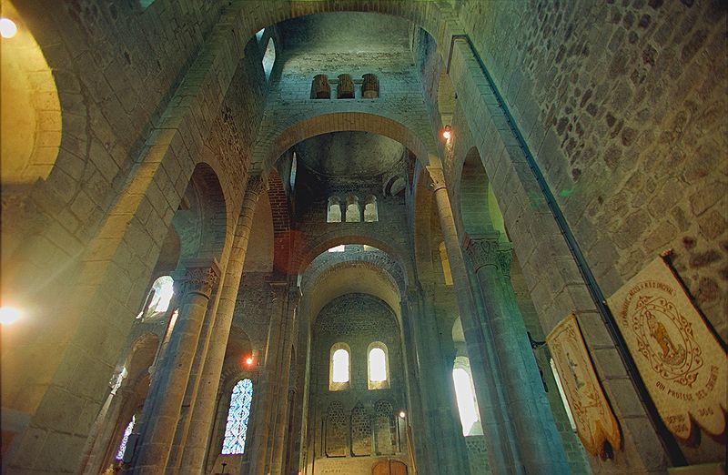 FR-Orcival-Notre_Dame-4667-0003.jpg