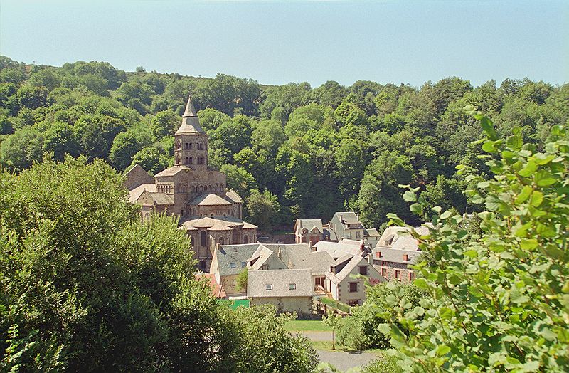 FR-Orcival-Notre_Dame-4712-0008.jpg