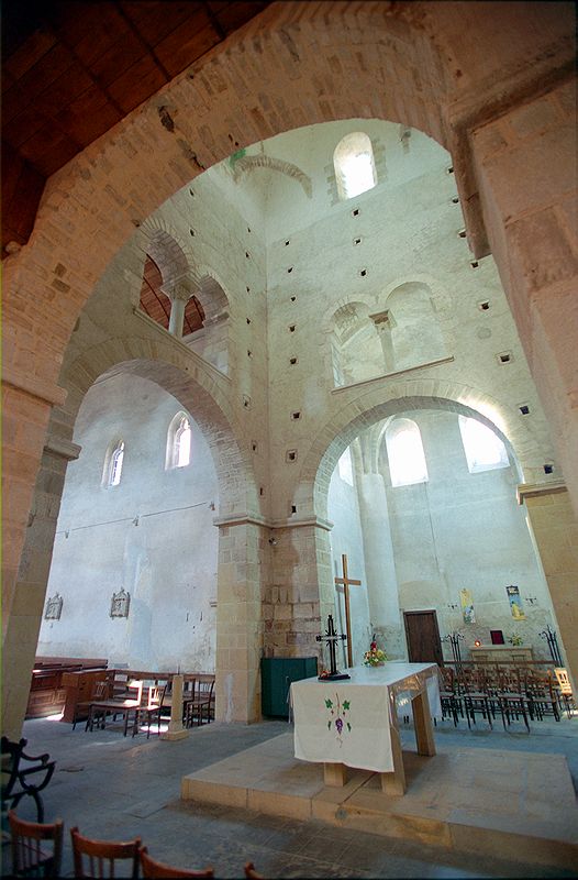 FR-Perrecy_les_Forges-Saint_Pierre_et_Saint_Benoit-7318-0001.jpg