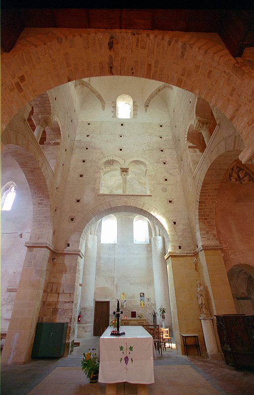 FR-Perrecy_les_Forges-Saint_Pierre_et_Saint_Benoit-7318-0003.jpg