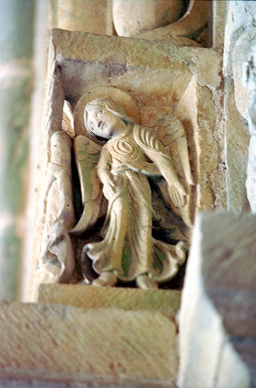 FR-Perrecy_les_Forges-Saint_Pierre_et_Saint_Benoit-7318-0015.jpg