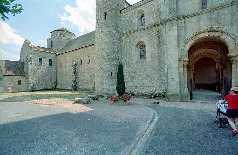 FR-Perrecy_les_Forges-Saint_Pierre_et_Saint_Benoit-7323-0017.jpg