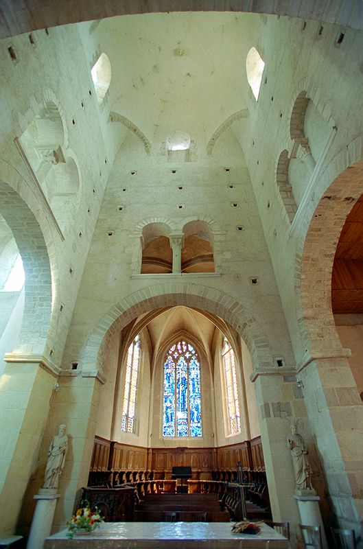 FR-Perrecy_les_Forges-Saint_Pierre_et_Saint_Benoit-7323-0032.jpg