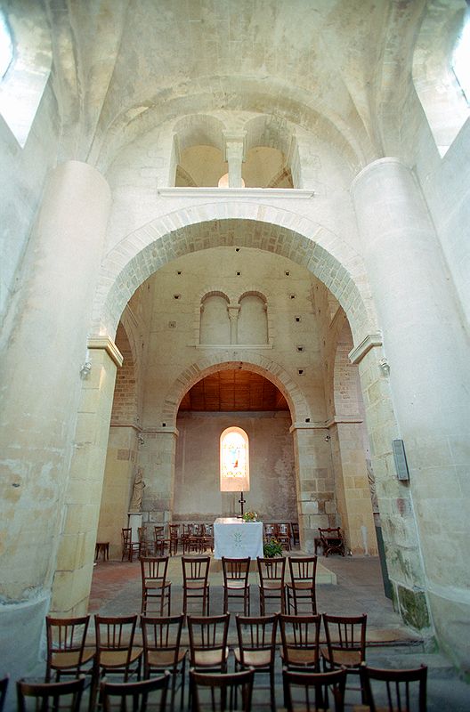 FR-Perrecy_les_Forges-Saint_Pierre_et_Saint_Benoit-7323-0033.jpg