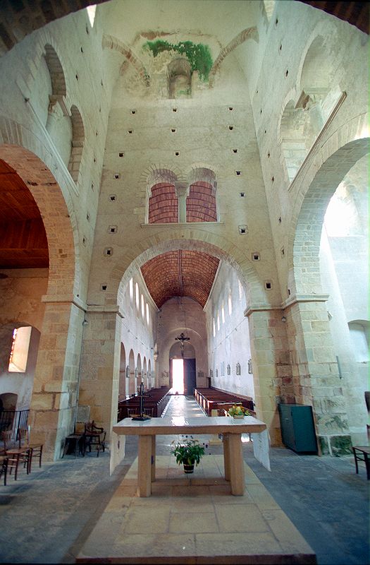 FR-Perrecy_les_Forges-Saint_Pierre_et_Saint_Benoit-7323-0034.jpg