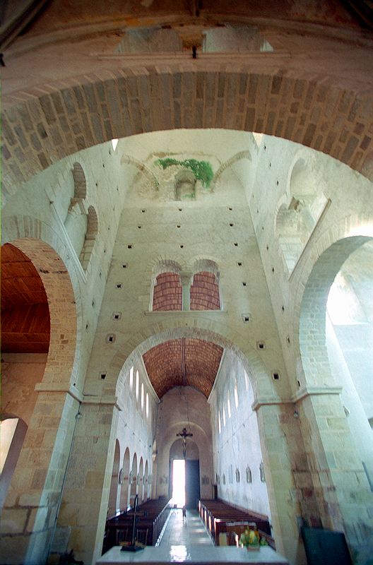 FR-Perrecy_les_Forges-Saint_Pierre_et_Saint_Benoit-7323-0035.jpg