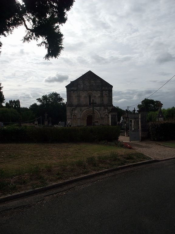 Saint Pierre de Petit Palais