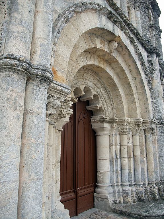 Saint Pierre de Petit Palais