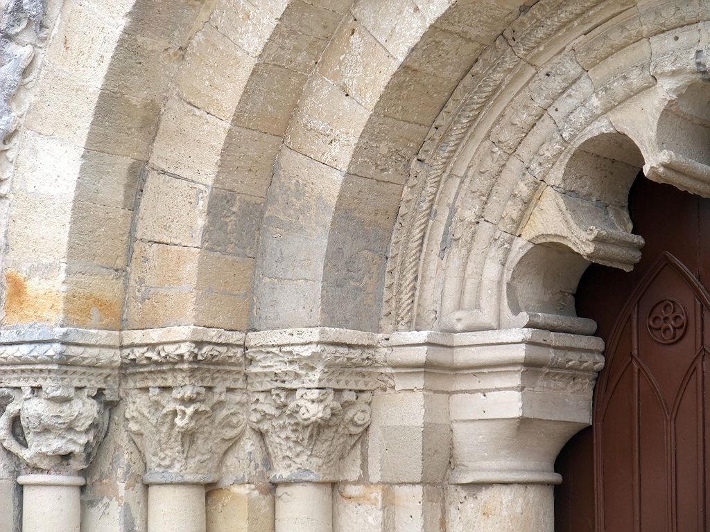 Saint Pierre de Petit Palais