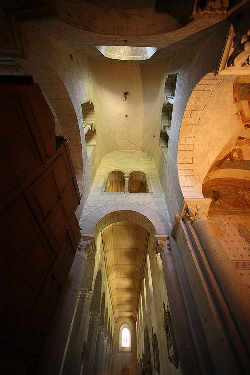 FR-Saint_Chef-Notre_Dame-E5D_2011-08-11_1704_pt.jpg