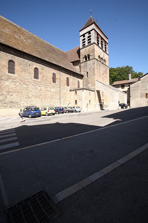 FR-Saint_Chef-Notre_Dame-E5D_2011-08-11_1779.jpg