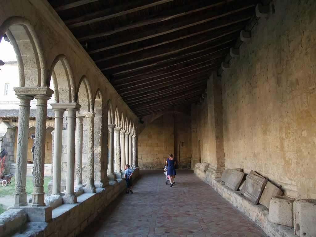 Collégiale et chapelle de la Trinité de Saint Emilion 