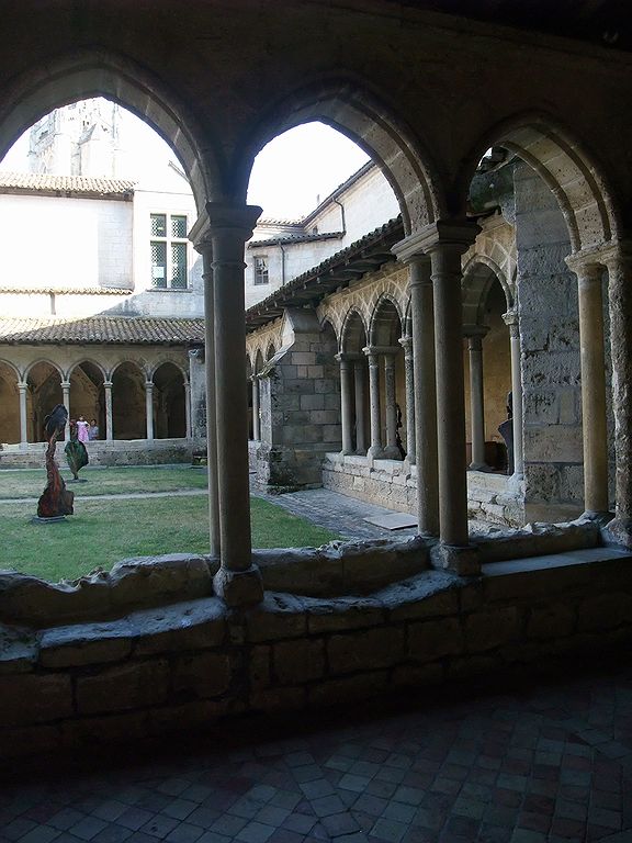 Collégiale et chapelle de la Trinité de Saint Emilion 