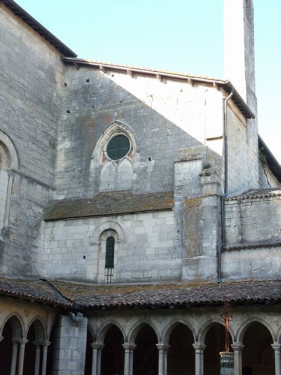 Collégiale et chapelle de la Trinité de Saint Emilion 