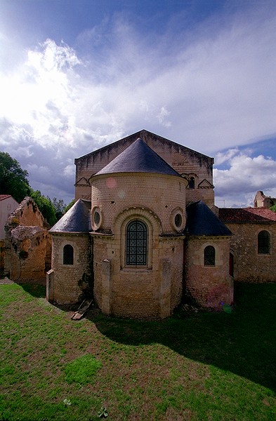 FR-Saint_Generoux-4858-0014.jpg
