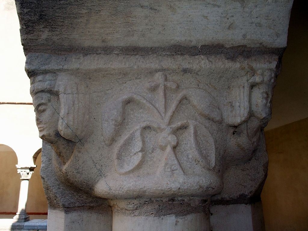 FR-Saint_Genis_des_fontaines-Saint_Michel-f100_2008-08-16_2237_pt.jpg