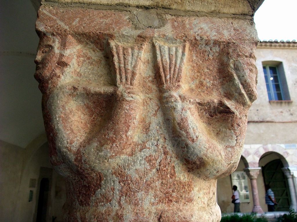FR-Saint_Genis_des_fontaines-Saint_Michel-f100_2008-08-16_2242_pt.jpg