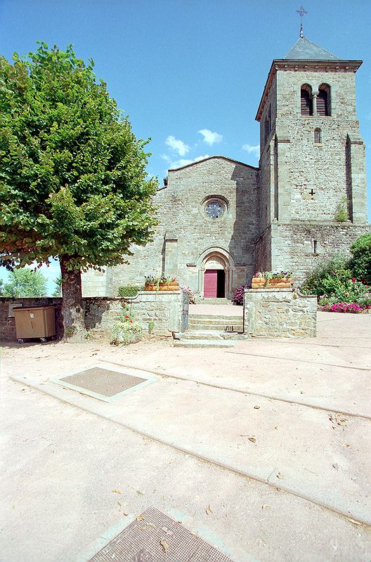 FR-Saint_Germain_en_Brionnais-Saint_Germain-7303-0026.jpg