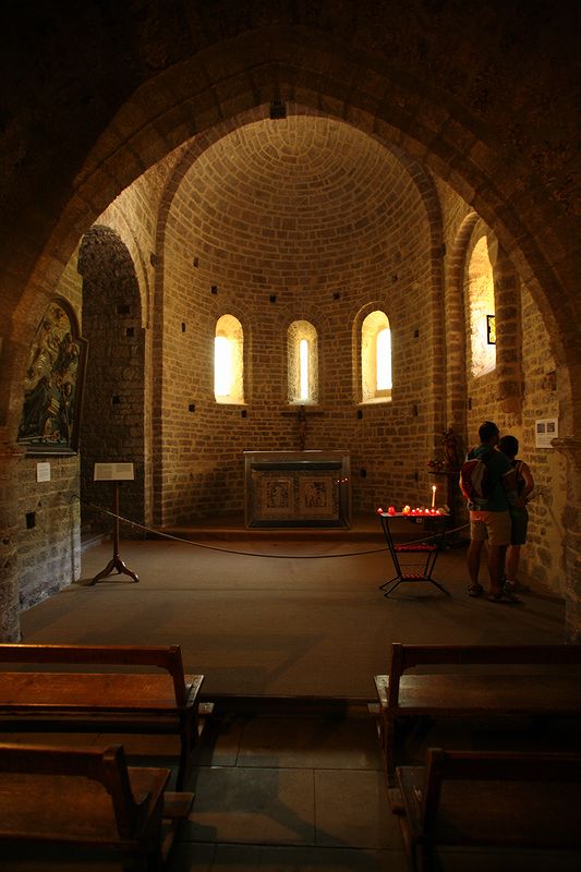 FR-Saint_Guilhem_le-Desert-Gellone-E5D_2011-07-15_0872.jpg