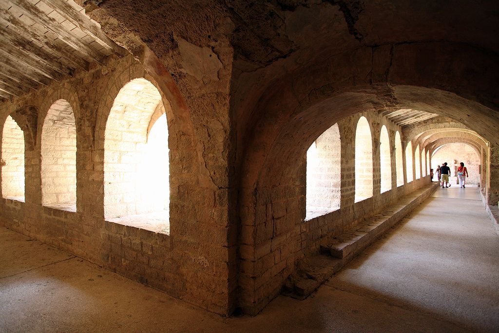 FR-Saint_Guilhem_le-Desert-Gellone-E5D_2011-07-15_0882.jpg