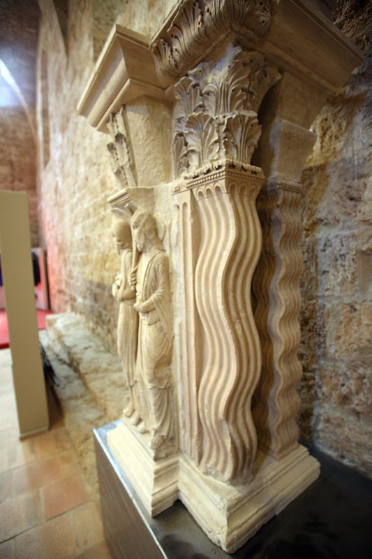 FR-Saint_Guilhem_le-Desert-Gellone-E5D_2011-07-15_0903.jpg