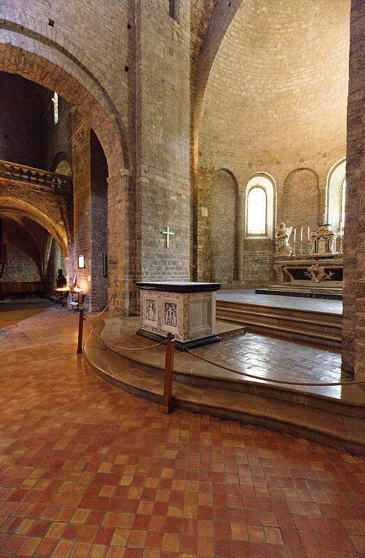 FR-Saint_Guilhem_le-Desert-Gellone-E6D_2019-07-31_4160.jpg