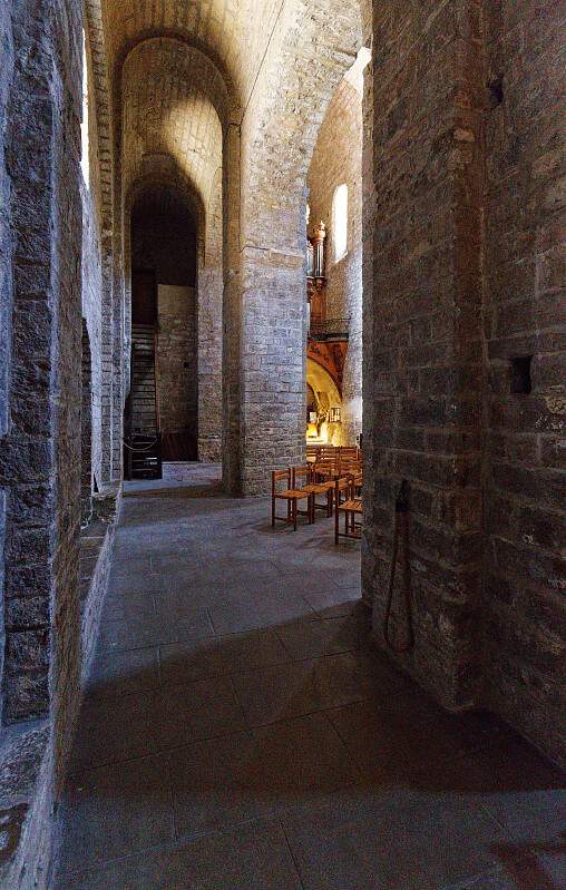 FR-Saint_Guilhem_le-Desert-Gellone-E6D_2019-07-31_4163.jpg