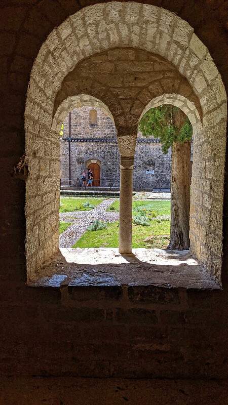 FR-Saint_Guilhem_le-Desert-Gellone-IMG_20190731_134202_DxO.jpg