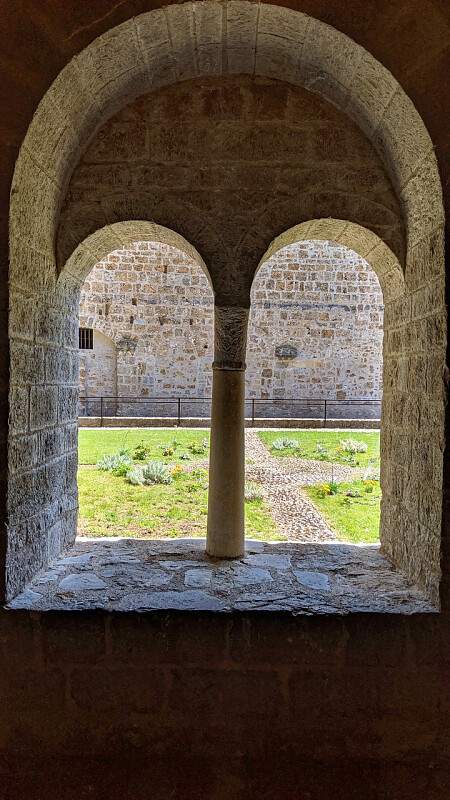 FR-Saint_Guilhem_le-Desert-Gellone-IMG_20190731_134330_DxO.jpg