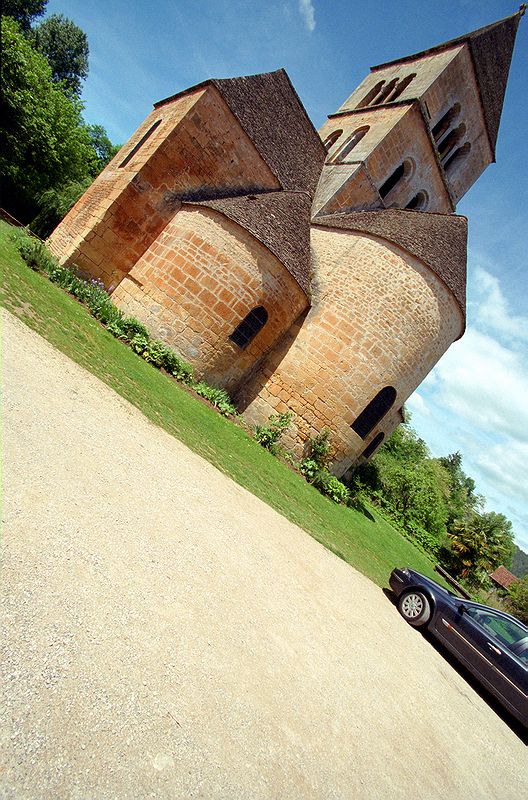 FR-Saint_Leon_sur_Vezere-Saint_Leon-9044-0003.jpg