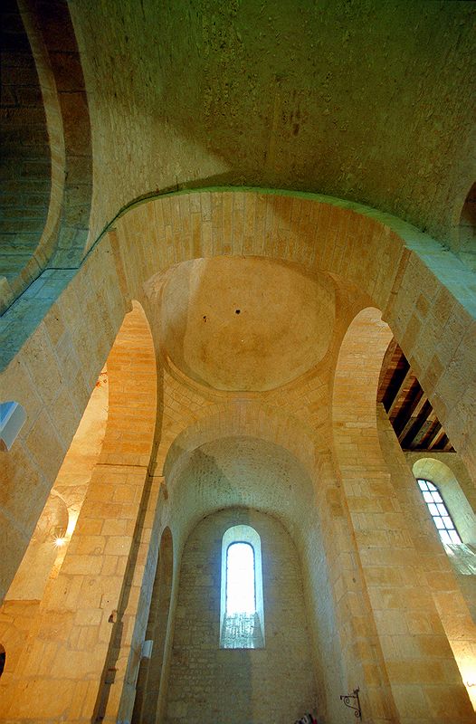 FR-Saint_Leon_sur_Vezere-Saint_Leon-9044-0010.jpg