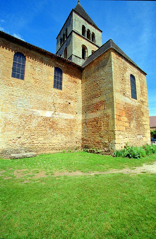 FR-Saint_Leon_sur_Vezere-Saint_Leon-9044-0015.jpg