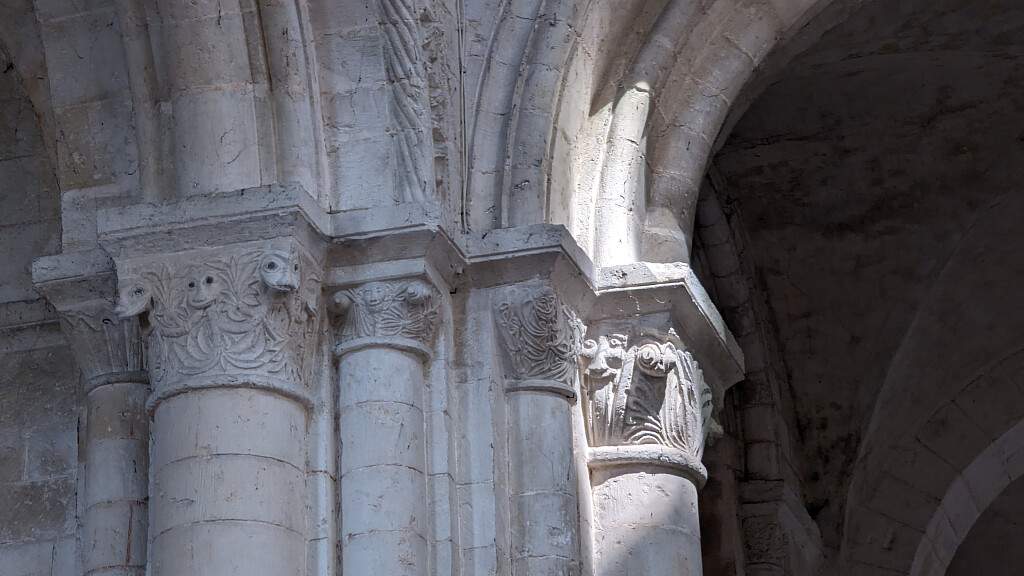FR-Saint_Martin_de_Boscherville-Saint_Georges-GEN_2024-05-12_0024.jpg