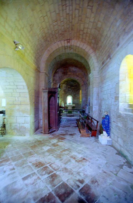 FR-Sainte_Croix-Sainte_Croix_de_Beaumont-3320-0004_pt.jpg