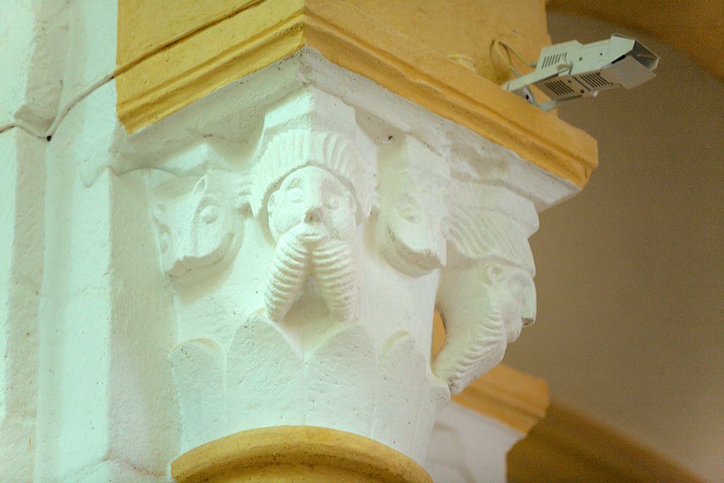 FR-Souvigny-Saint_Pierre_et_Saint_Paul-E5D_2012-09-02_2447.jpg