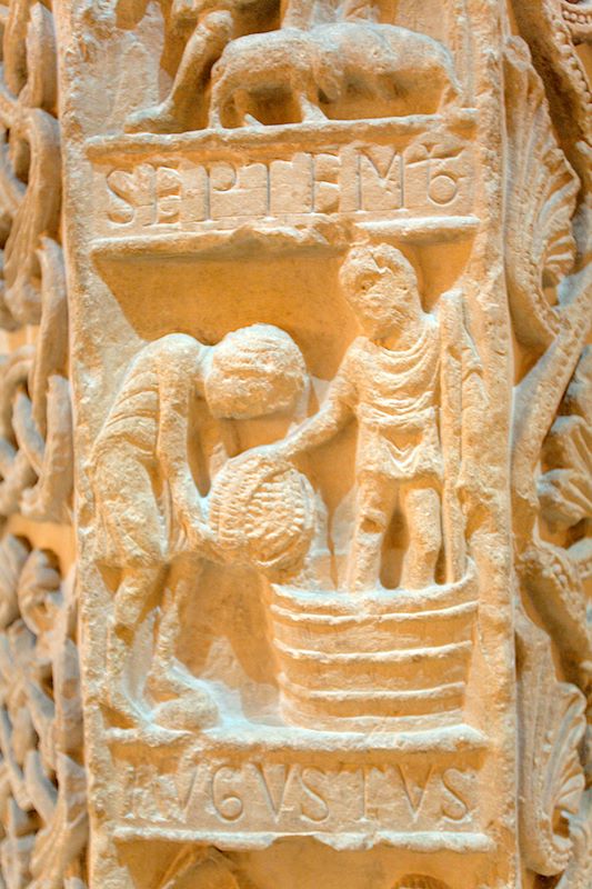 FR-Souvigny-Saint_Pierre_et_Saint_Paul-E5D_2012-09-02_2553.jpg