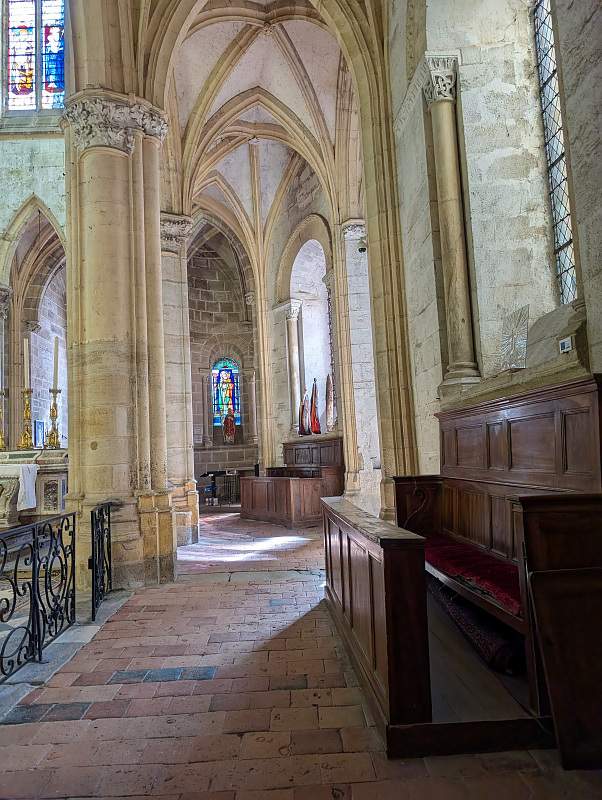 FR-Souvigny-Saint_Pierre_et_Saint_Paul-P8IX_2025-06-29_0012.jpg