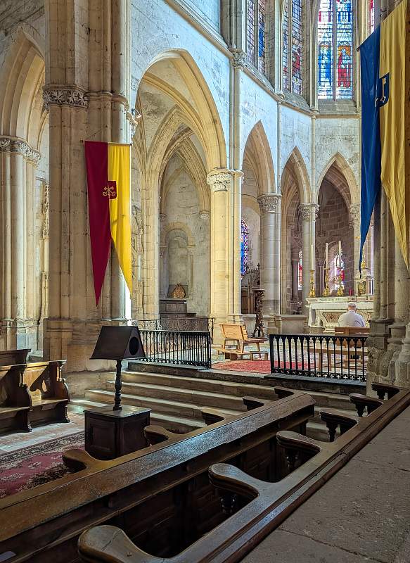 FR-Souvigny-Saint_Pierre_et_Saint_Paul-P8IX_2025-06-29_0015.jpg
