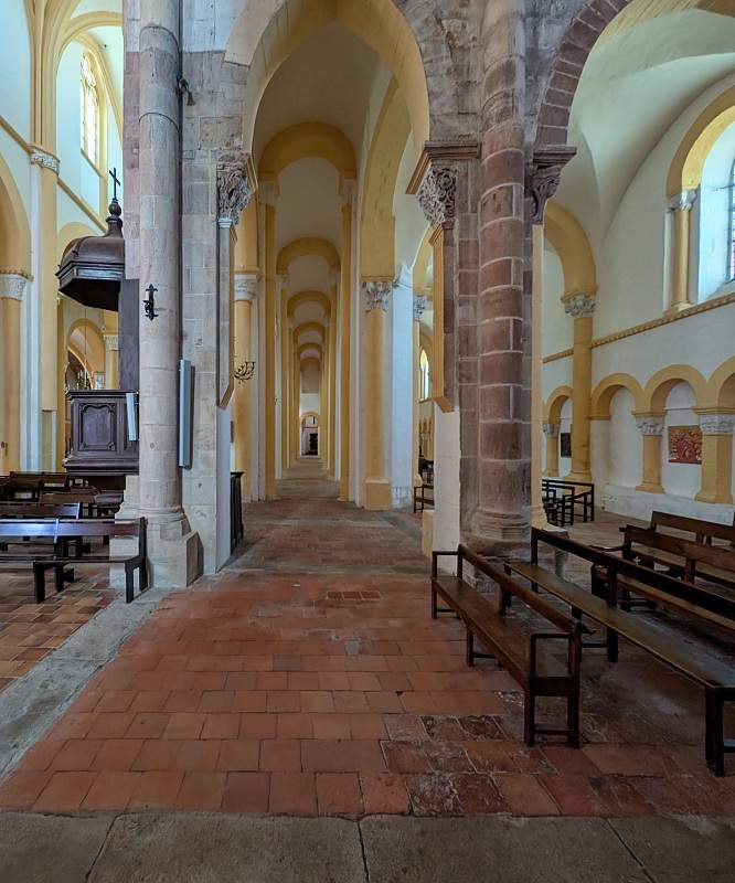 FR-Souvigny-Saint_Pierre_et_Saint_Paul-P8IX_2025-06-29_0017.jpg