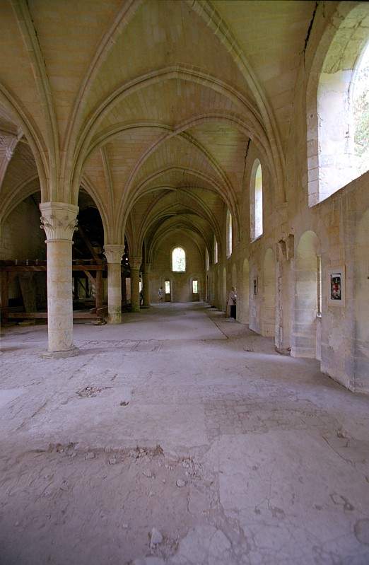 FR_Meriel-Le_Val-3212-0001.jpg