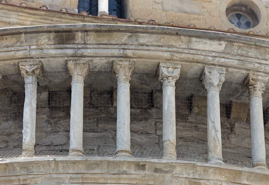 IT-Arezzo-Santa_Maria_della_Pieve-E6D_2015-08-23_6496_0001.jpg