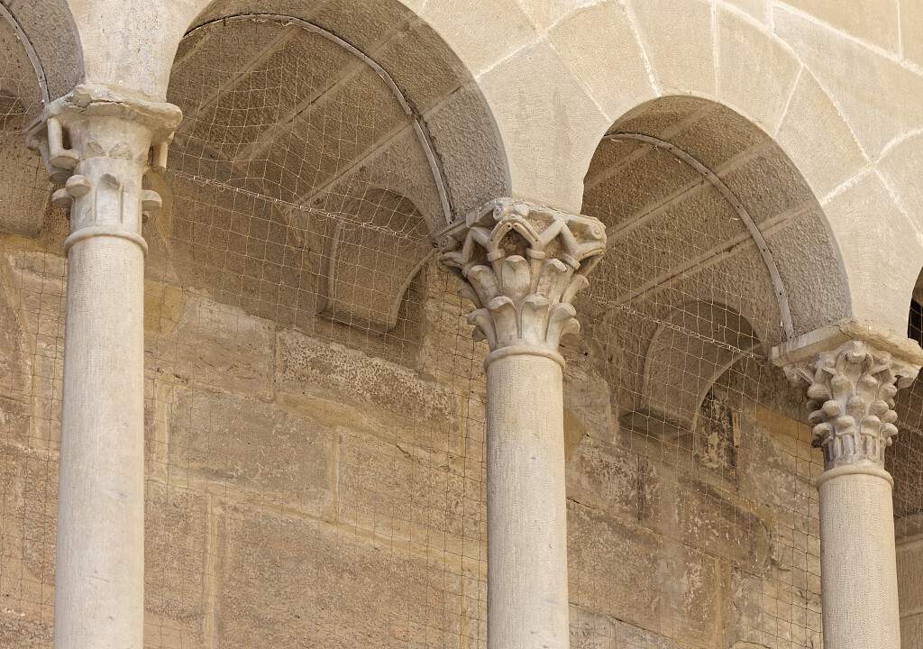 IT-Arezzo-Santa_Maria_della_Pieve-E6D_2015-08-23_6499_0001.jpg