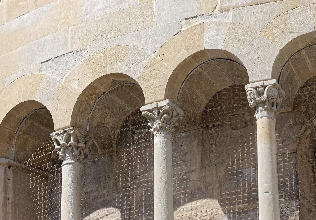 IT-Arezzo-Santa_Maria_della_Pieve-E6D_2015-08-23_6505_0001.jpg