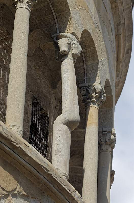 IT-Arezzo-Santa_Maria_della_Pieve-E6D_2015-08-23_6515_0001.jpg